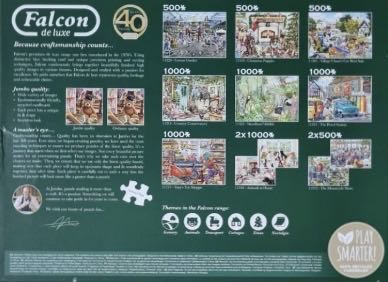 Festive Village - Falcon de luxe puzzle collectible [Barcode 8710126113523] - Main Image 2