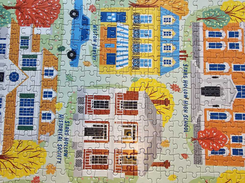 Stars Hollow - Hallmark puzzle collectible [Barcode 763795828722] - Main Image 3