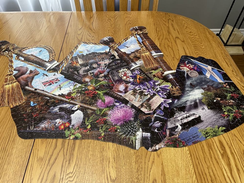 Scottish Heritage - SunsOut puzzle collectible [Barcode 796780957671] - Main Image 4