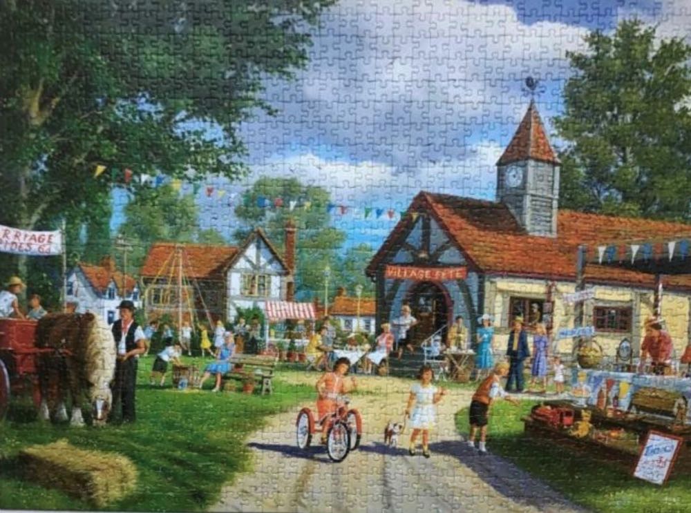 Seasons That Summery Feeling Scannen - Falcon de luxe puzzle collectible - Main Image 3