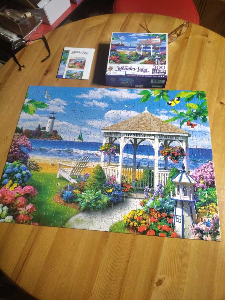 Oceanside View - MasterPieces puzzle collectible [Barcode 705988320798] - Main Image 4