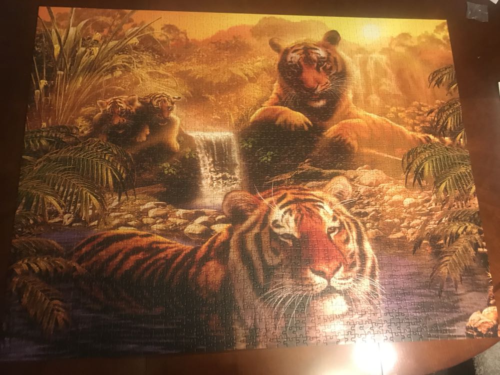 At The Water Hole - Ravensburger puzzle collectible [Barcode 4005556166466] - Main Image 2