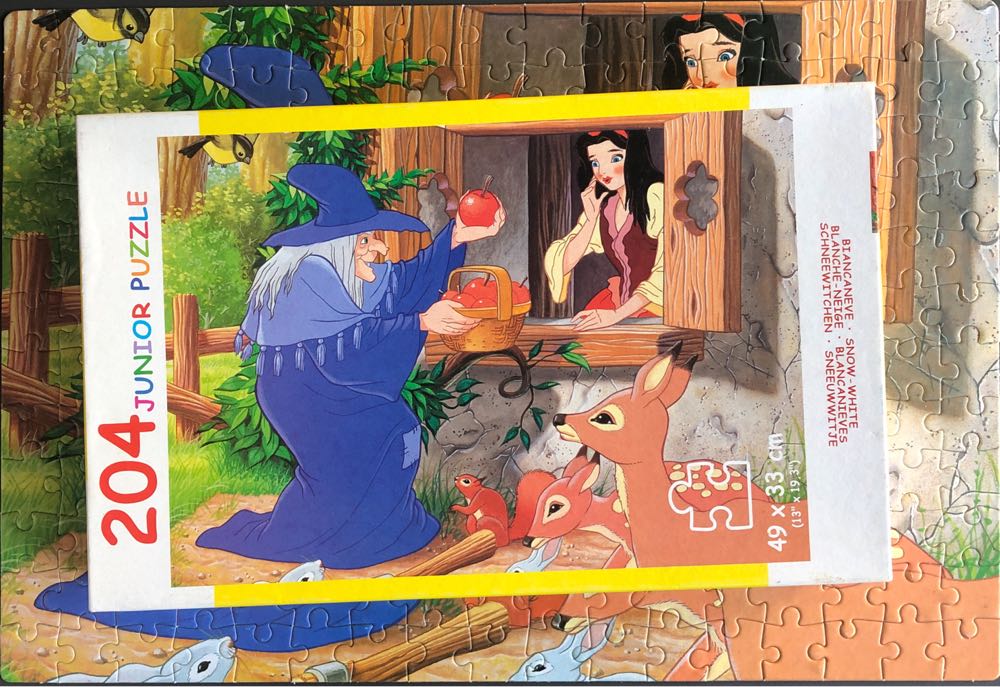Snowwhite And The Whitch 🟦 - Giochi d’Abilità puzzle collectible - Main Image 4