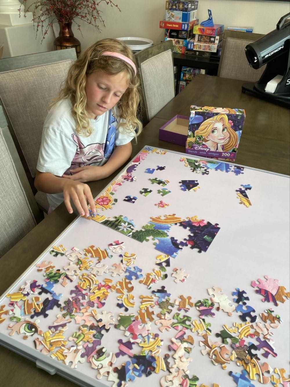 Flowers In Her Hair BAC - Ceaco puzzle collectible [Barcode 021081220774] - Main Image 4