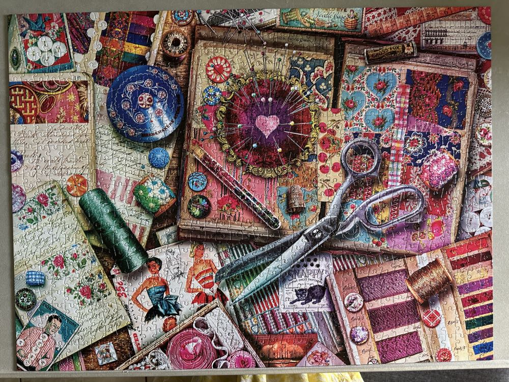 Vintage Fabric And Notions✅ - Buffalo puzzle collectible - Main Image 2