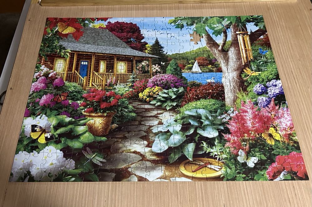SOLD-Dragonfly Garden - Memory Lane puzzle collectible [Barcode 705988616679] - Main Image 3