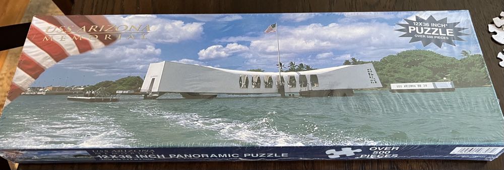 USS Arizona Memorial  puzzle collectible [Barcode 045622967072] - Main Image 2
