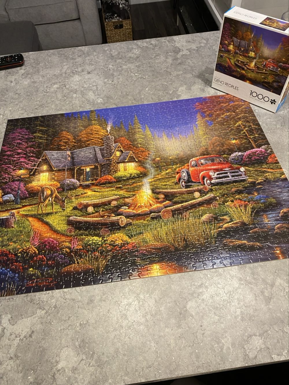 The Woodsmen - Buffalo puzzle collectible [Barcode 079346109203] - Main Image 2