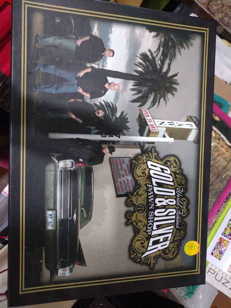 Gold And Silver Pawn Shop - Tenyo puzzle collectible - Main Image 1