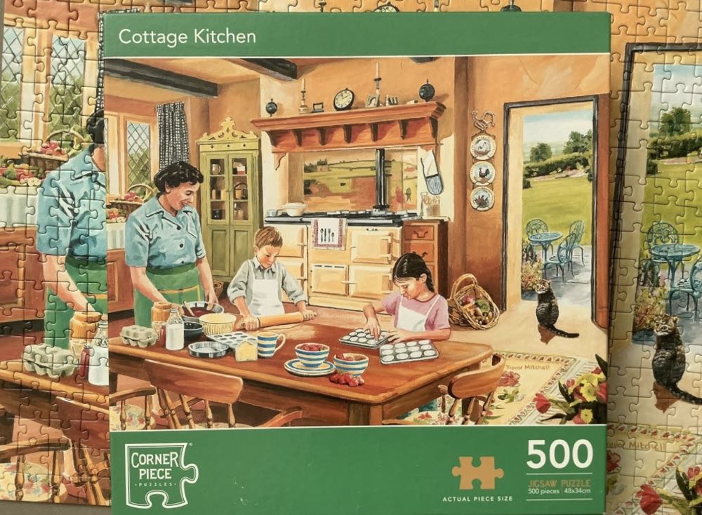 Cottage Kitchen - Corner Piece puzzle collectible [Barcode 5052089329348] - Main Image 4