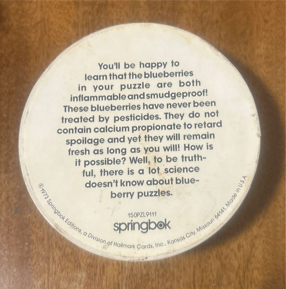 Blueberries - Mini Round - Springbok puzzle collectible - Main Image 2