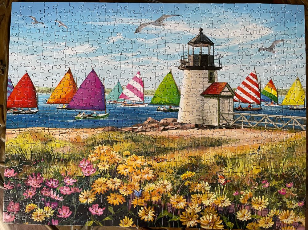 Rainbow Fleet - White Mountain puzzle collectible [Barcode 724819266821] - Main Image 2