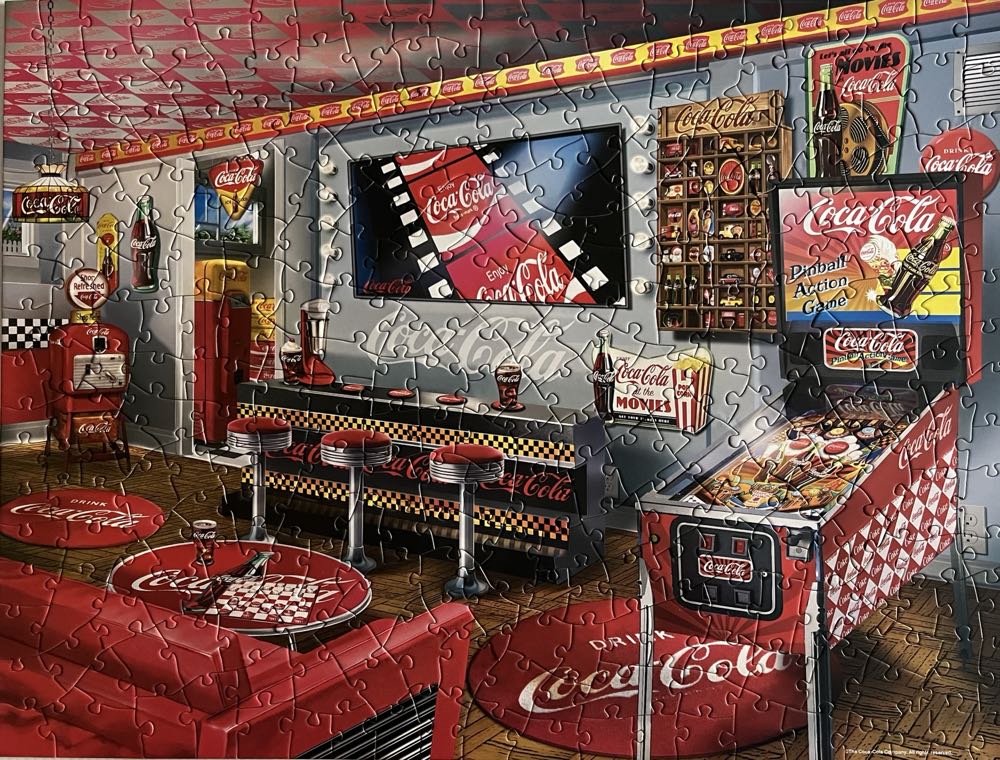 Collector’s Hideaway ✅ - MasterPieces puzzle collectible [Barcode 705988323416] - Main Image 2