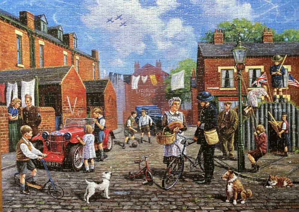 War Time Streets - Falcon de luxe puzzle collectible [Barcode 8710126156469] - Main Image 3