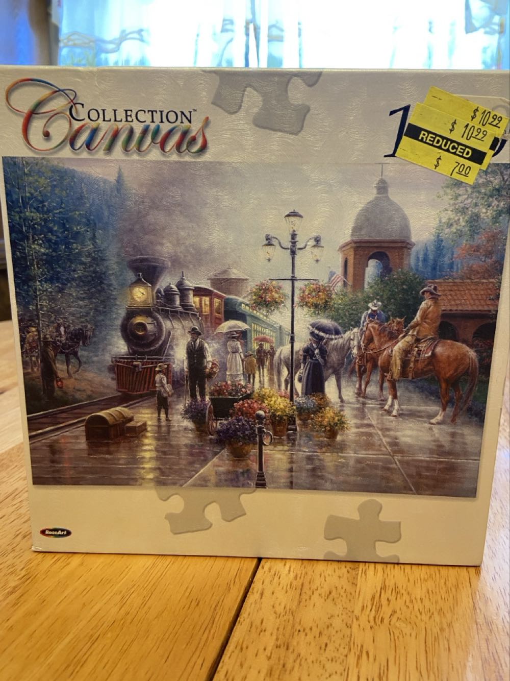 Flowers For The Misses - Rose Art puzzle collectible [Barcode 072348973933] - Main Image 3