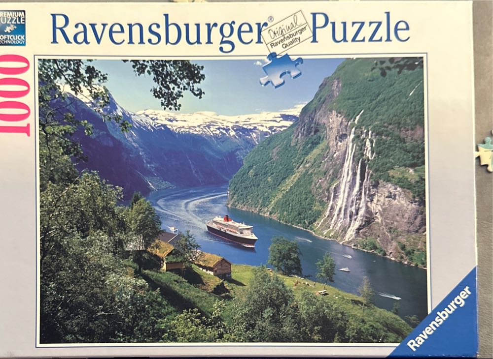 Cobble Hill Lighthouses