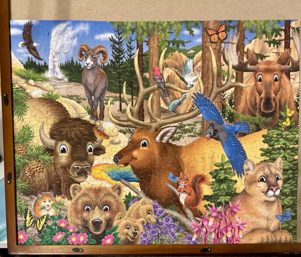 Yellowstone Friends-GIFTED - White Mountain Puzzles puzzle collectible [Barcode 724819252442] - Main Image 2