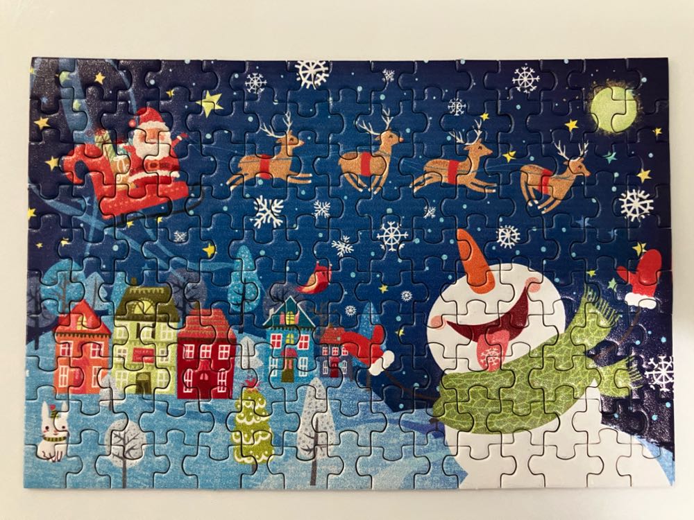 Here Comes Santa - Micro Puzzles puzzle collectible [Barcode 850020243570] - Main Image 2
