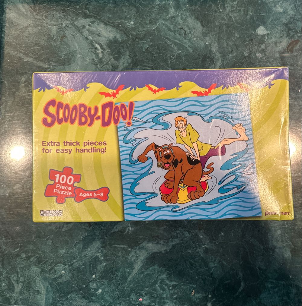 Scooby-Doo! - Cartoon Network puzzle collectible [Barcode 705232490424] - Main Image 2