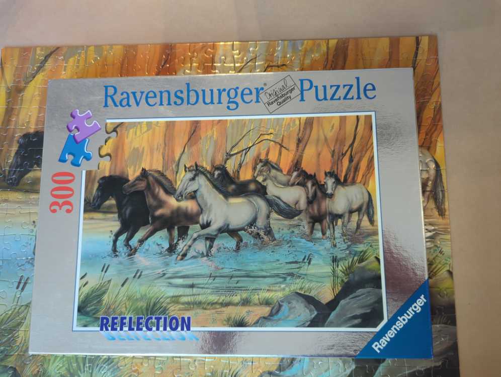 Epoch 1053pc Jigsaw Puzzle Night Cherry Blossom Mansion 26x38cm