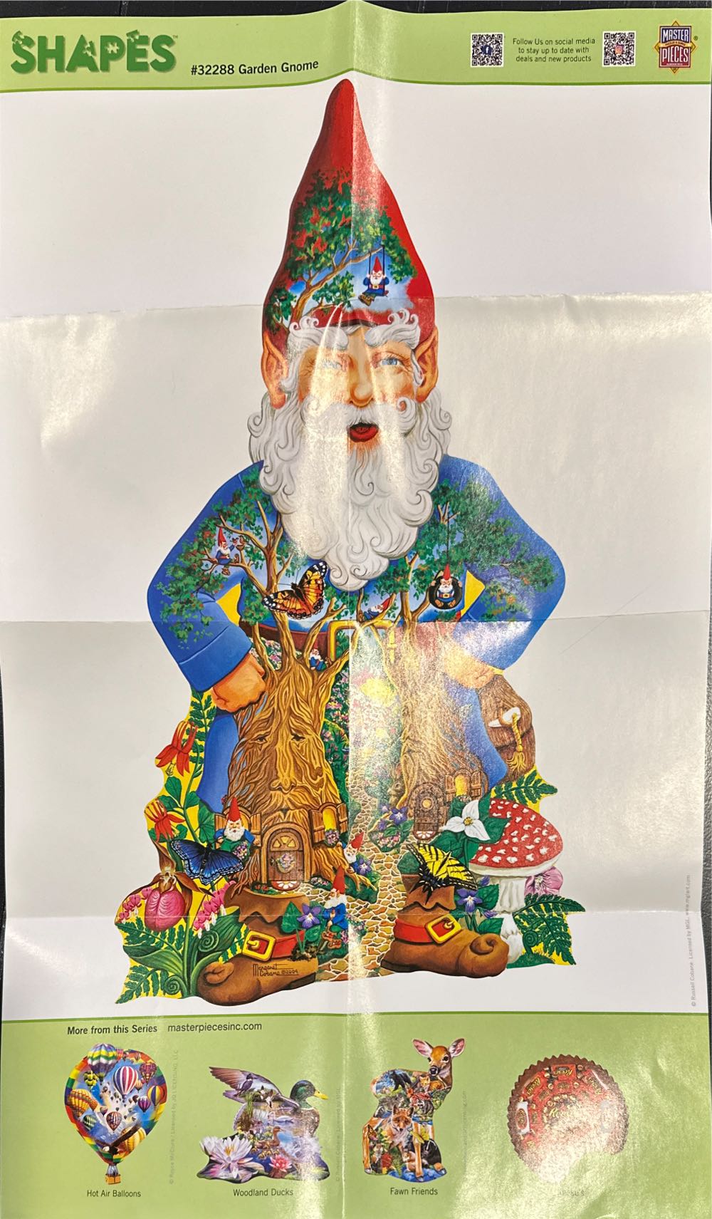 Garden Gnome - MasterPieces puzzle collectible [Barcode 705988322884] - Main Image 3