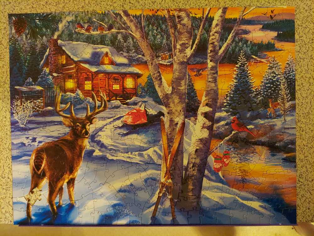 Holiday Visitors - MasterPieces puzzle collectible [Barcode 705988320682] - Main Image 2