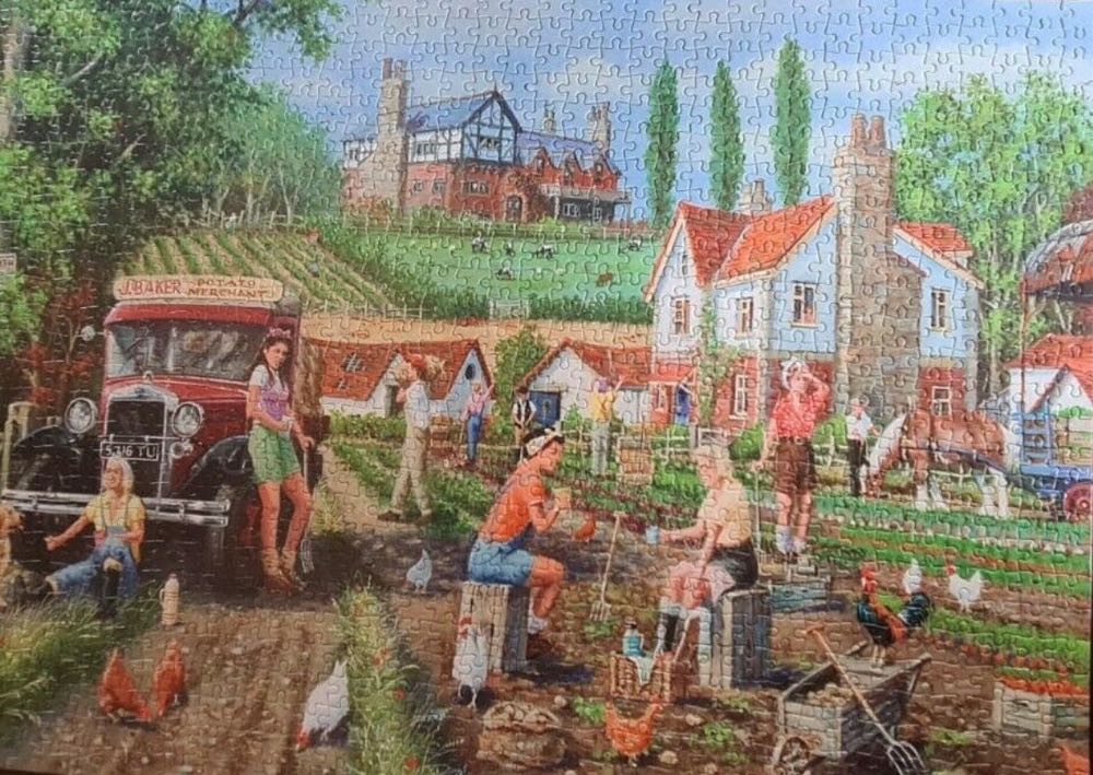 Land Girls - Gibsons 🇬🇧 puzzle collectible [Barcode 5012269061765] - Main Image 3