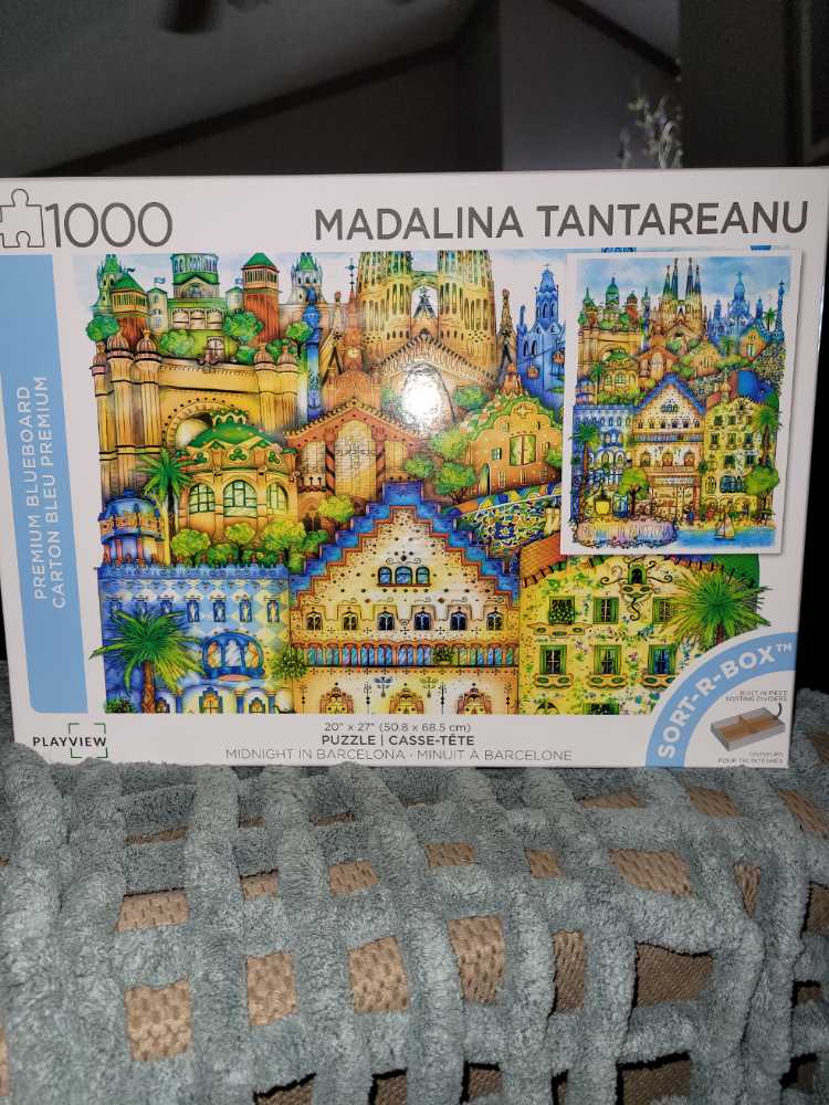 Midnight In Barcelona - Playview puzzle collectible - Main Image 1