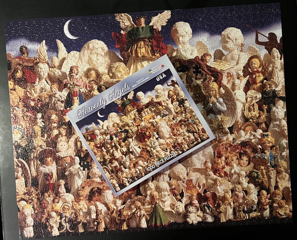 Heavenly Angels  - White Mountain puzzle collectible [Barcode 724819252084] - Main Image 4