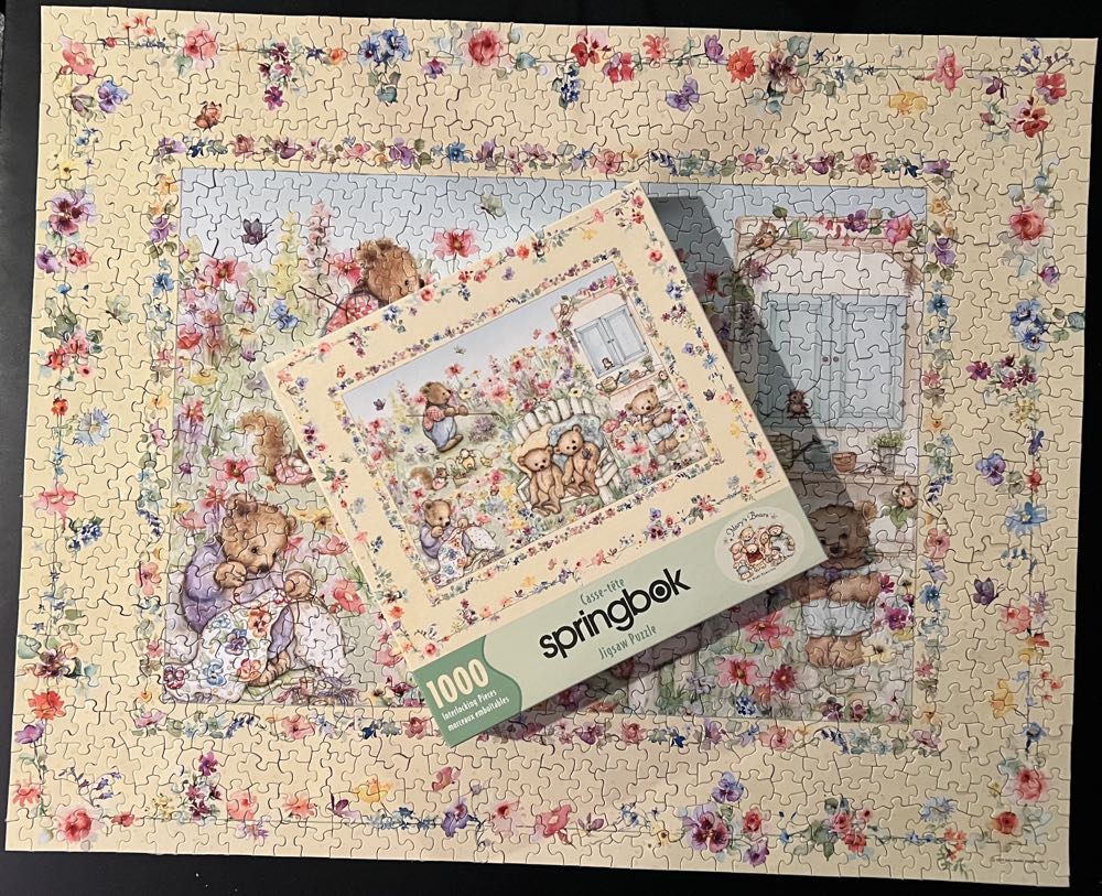 Mary’s Bears - In The Garden - Springbok puzzle collectible [Barcode 015012590845] - Main Image 4