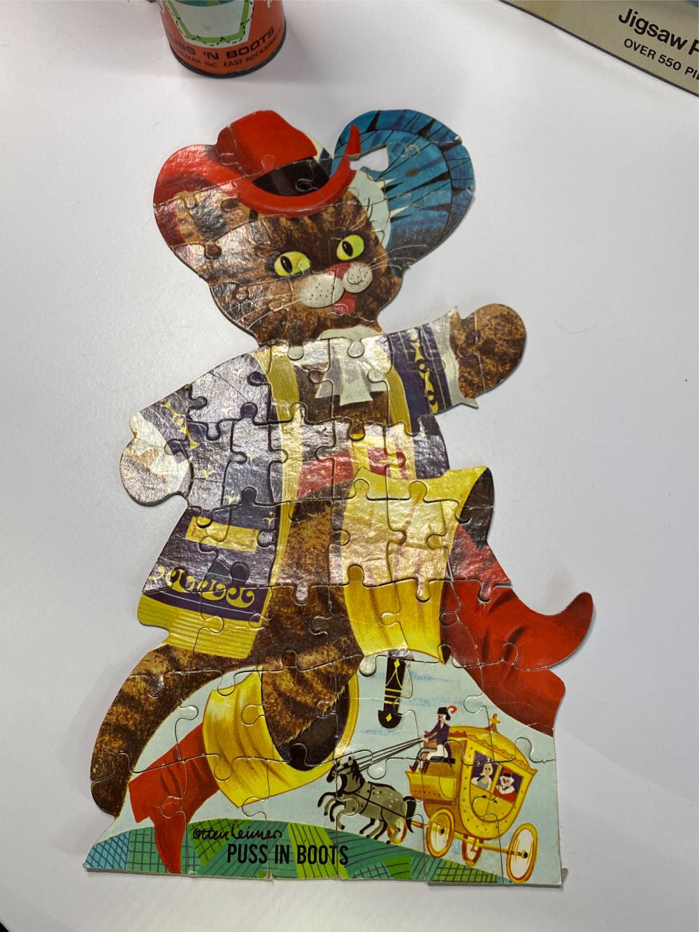 Puss ‘N Boots - HG Toys puzzle collectible - Main Image 4