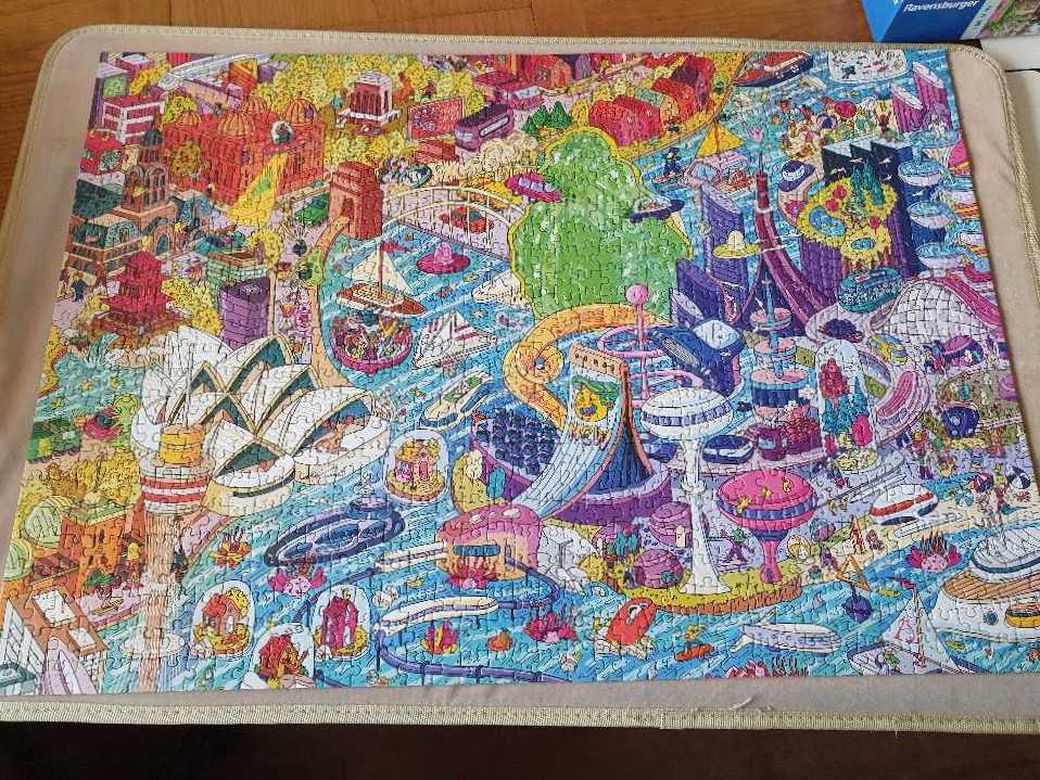 Eye Spy Time Travel: Sydney - Trefl Prime puzzle collectible [Barcode 5900511107517] - Main Image 2