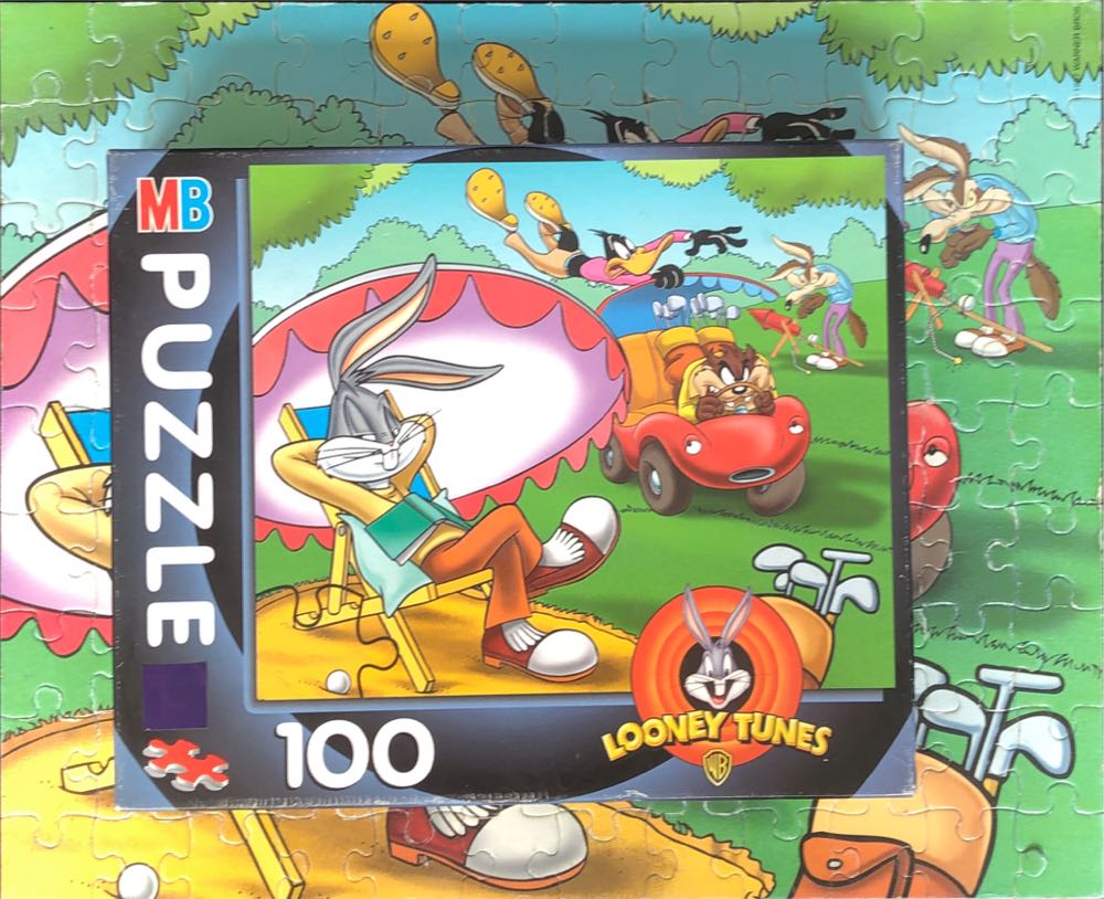 Looney Tunes 🟦 - Milton Bradley (MB) puzzle collectible [Barcode 5023117424861] - Main Image 4