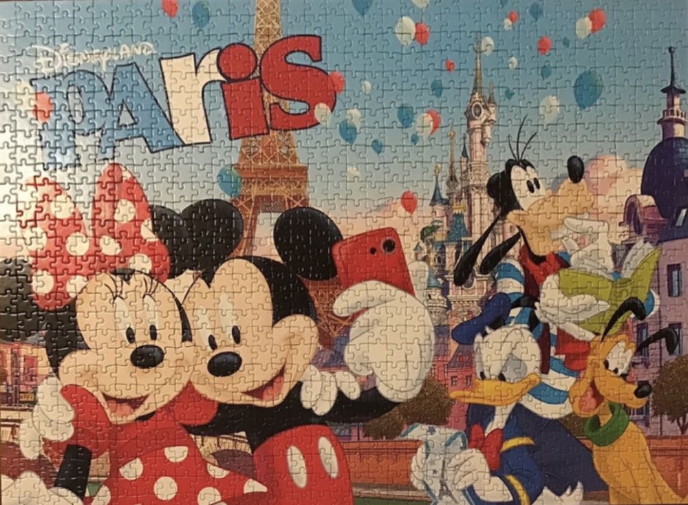 Disneyland Resort Paris Mickey and Minnie in Paris - Clementoni puzzle collectible - Main Image 3