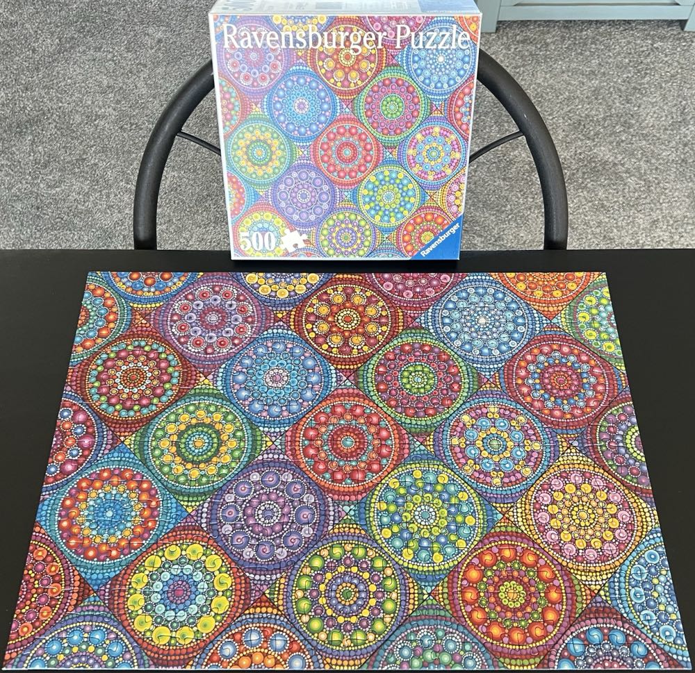 Magnificent Mandalas - Ravensburger puzzle collectible [Barcode 4005556806942] - Main Image 3