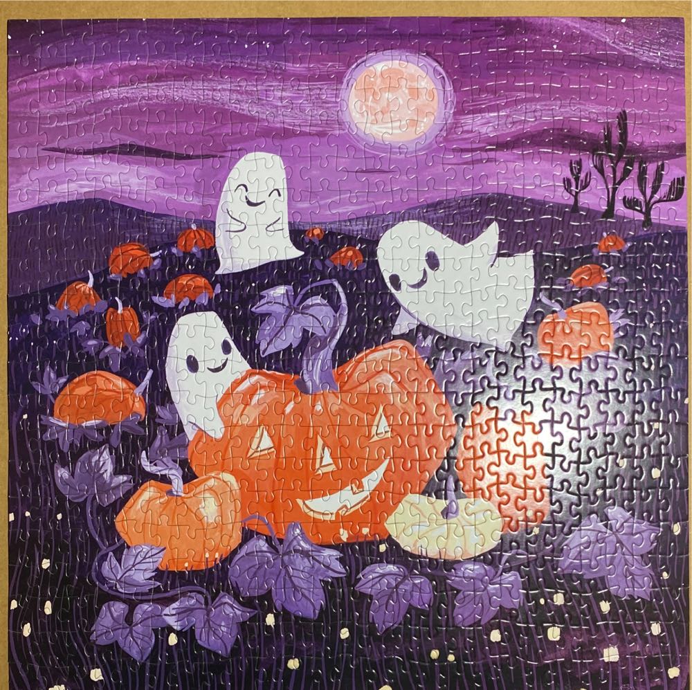 Halloween Pumpkin Patch - Galison puzzle collectible [Barcode 9780735380479] - Main Image 3