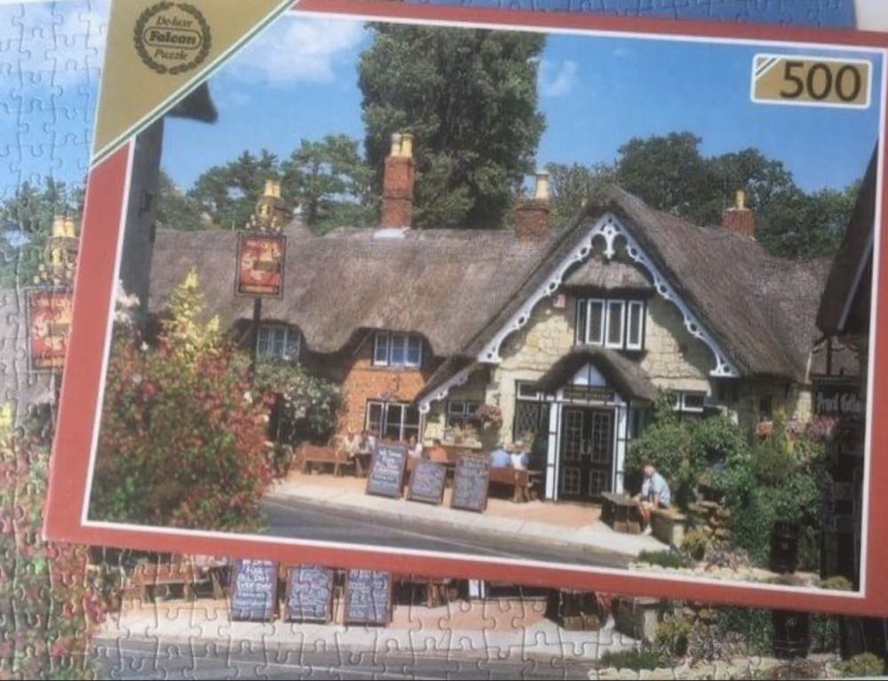 Ye Olde Inns The Crab Scannen Betaald - Falcon de luxe puzzle collectible - Main Image 4