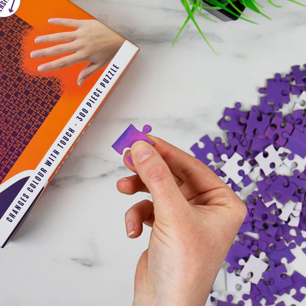 Color Changing Puzzle  puzzle collectible - Main Image 3