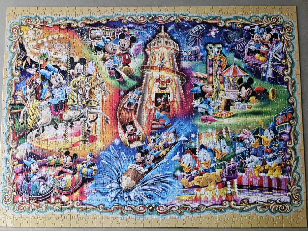 Mickey’s Carnival.  - Ceaco puzzle collectible [Barcode 021081310970] - Main Image 2