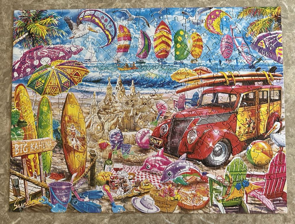 Surf’s Up  (0) - MasterPieces puzzle collectible [Barcode 705988322334] - Main Image 3