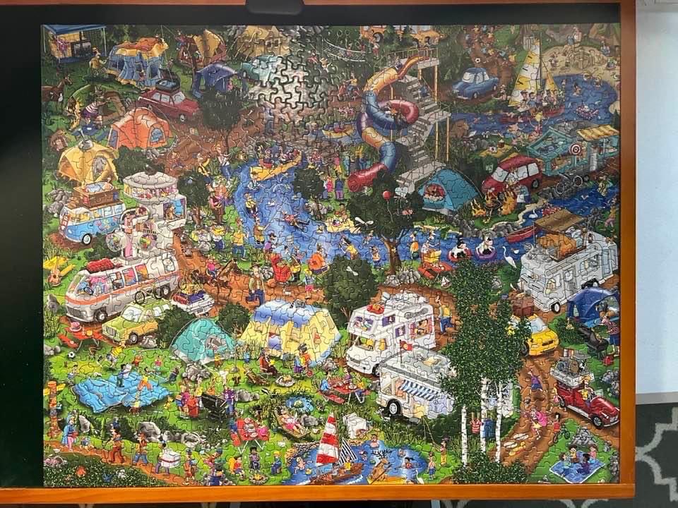 Camping World - Springbok puzzle collectible - Main Image 2