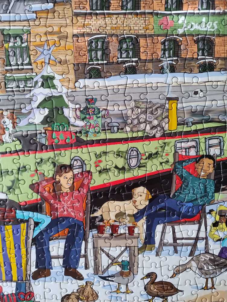 Christmas Towpath  - Great British Jigsaws puzzle collectible [Barcode 713101695814] - Main Image 3