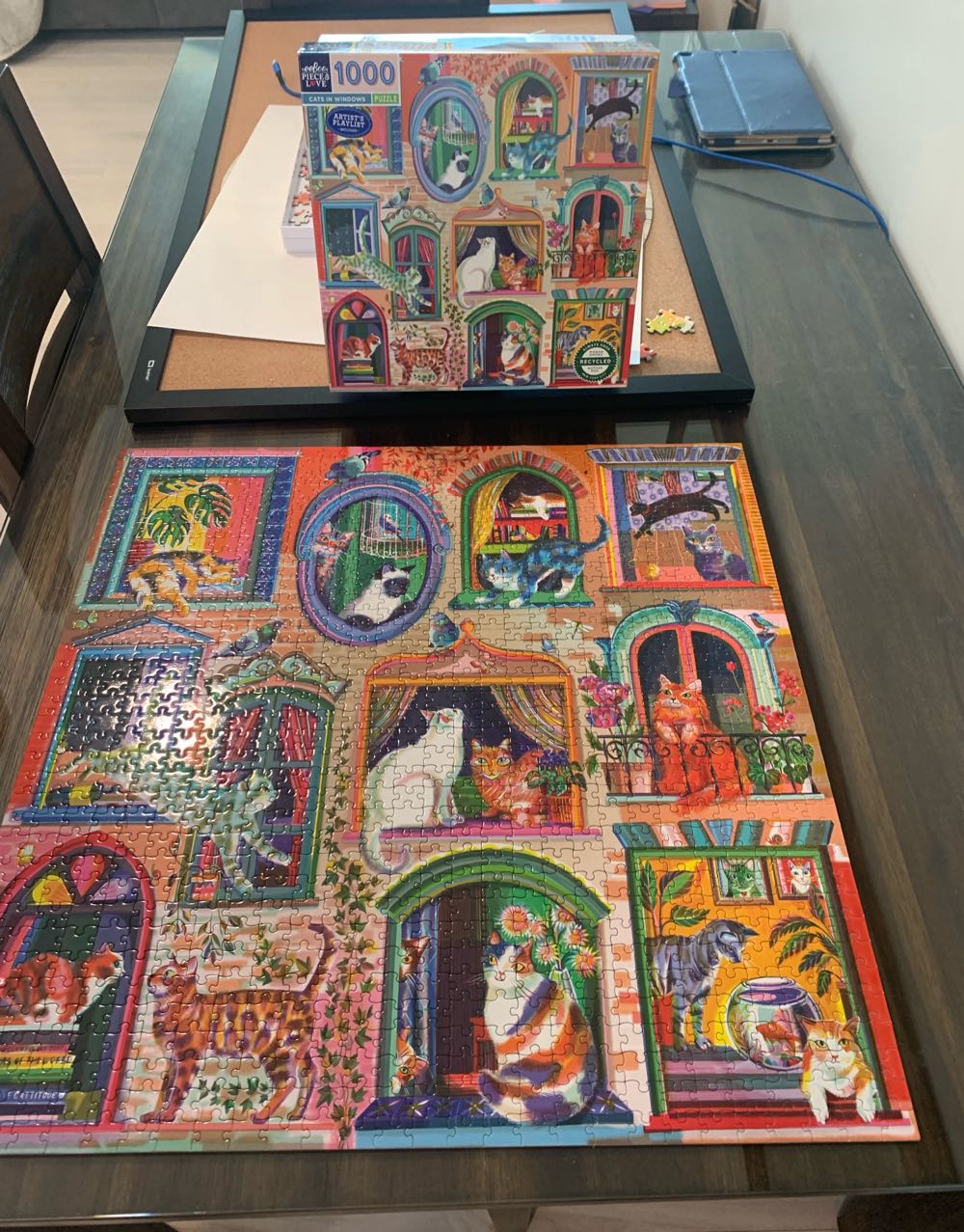 Cats In Windows  - eeBoo 🇺🇸 puzzle collectible [Barcode 689196514616] - Main Image 4