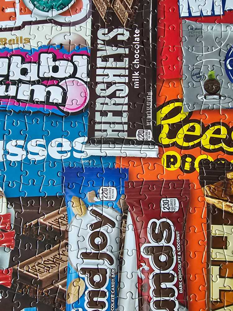 Sweet Collage (VC) - Buffalo puzzle collectible [Barcode 079346134175] - Main Image 4