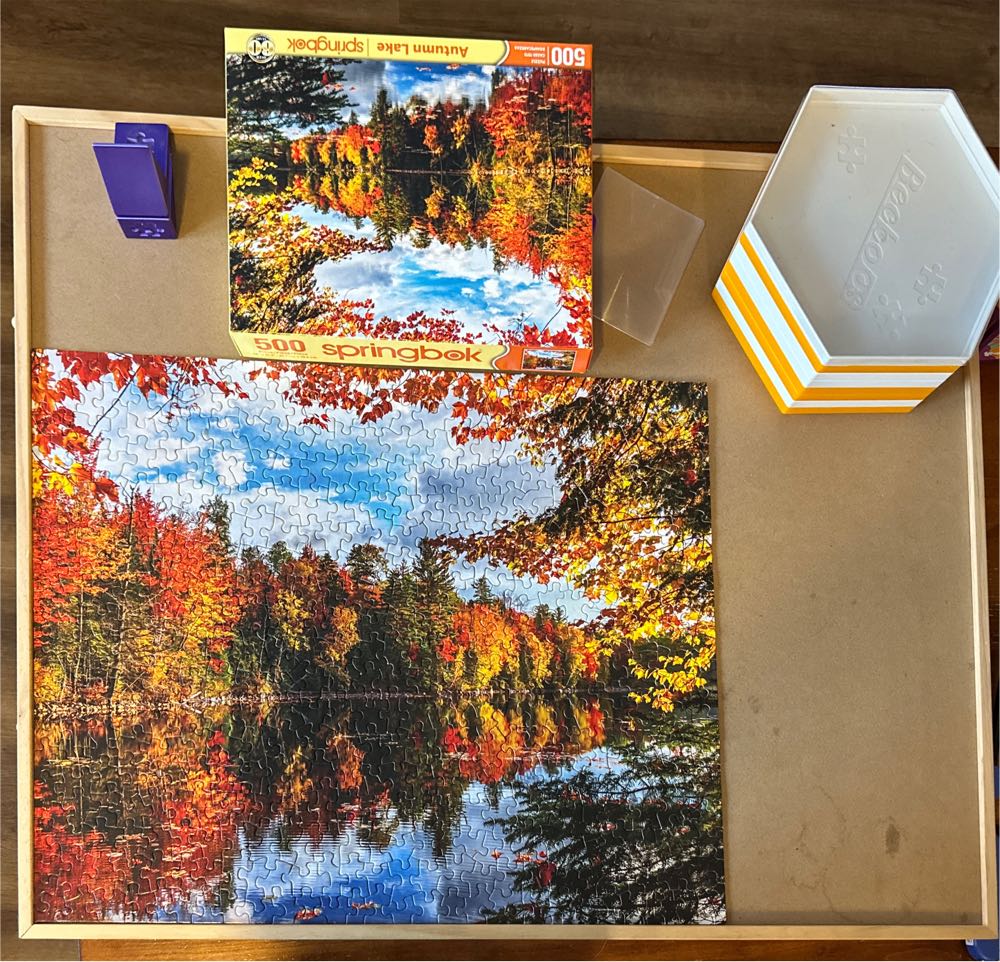 Springbok Autumn Lake 500 Piece Jigsaw Puzzle For Adults Made In Usa  puzzle collectible [Barcode 091683016761] - Main Image 4