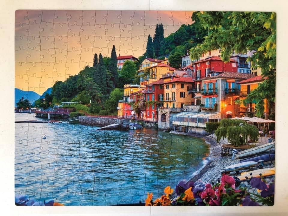 Holidays In Italy - Milton Bradley puzzle collectible - Main Image 2