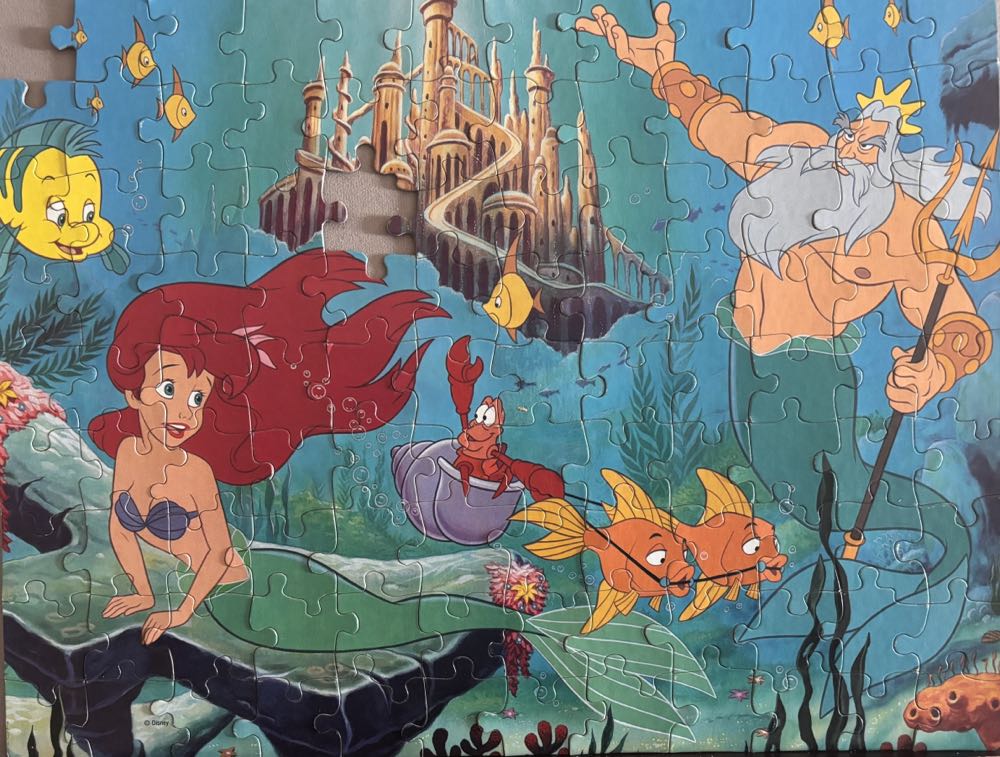 The Little Mermaid - Golden puzzle collectible [Barcode 033500040795] - Main Image 2