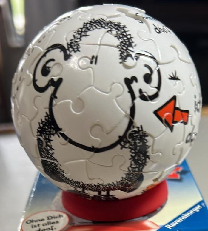 Sheepworld - Ohne Dich Is Talking Doot. - Puzzle Ball - Ravenburger puzzle collectible [Barcode 4005556094714] - Main Image 2