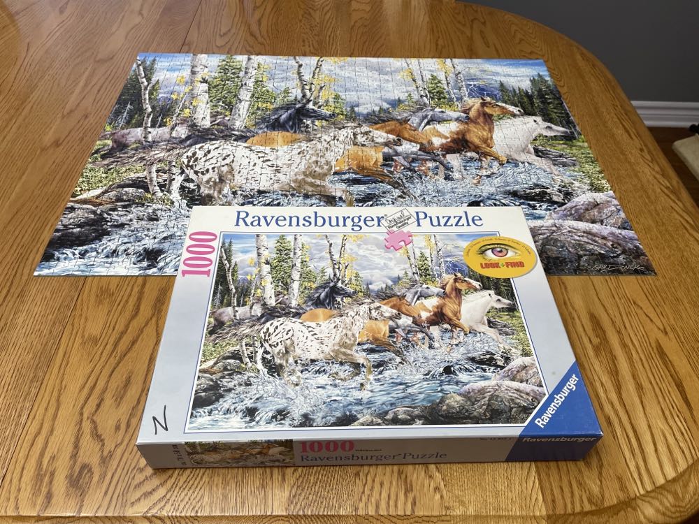 Horses (HTF) - Ravensburger puzzle collectible [Barcode 4005556159284] - Main Image 2