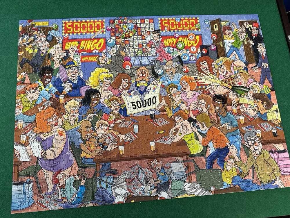 Wasgij Mystery #19 Bingo Blunder - Holdson puzzle collectible [Barcode 9414131773527] - Main Image 2